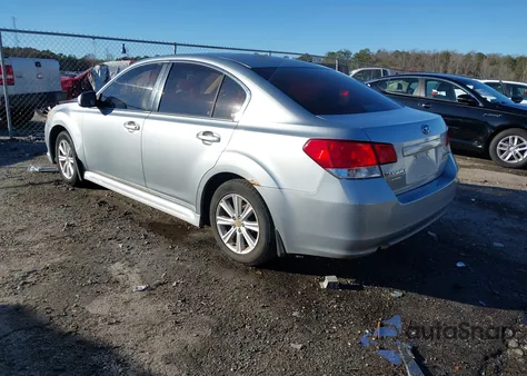 2012 Subaru Legacy 2.5I z USA, uszkodzony, nr VIN 4S3BMBA63C3002680